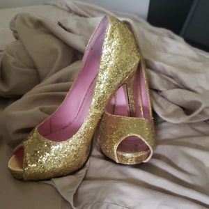 Gold peep toe heels